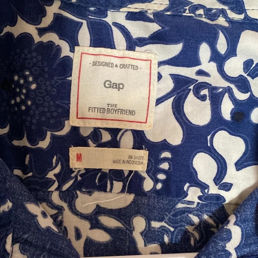 1 Banana Republic Pant 6 & 1 Gap shirt M .Bundle - Picture 3 of 9